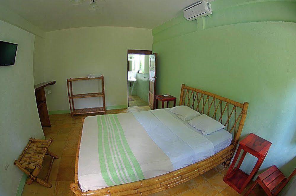Hotel Mariposa Леон Экстерьер фото